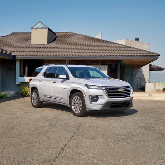 Chevrolet Traverse — роскошный, динамичный и стильный автомобиль, который подойдет именно вам