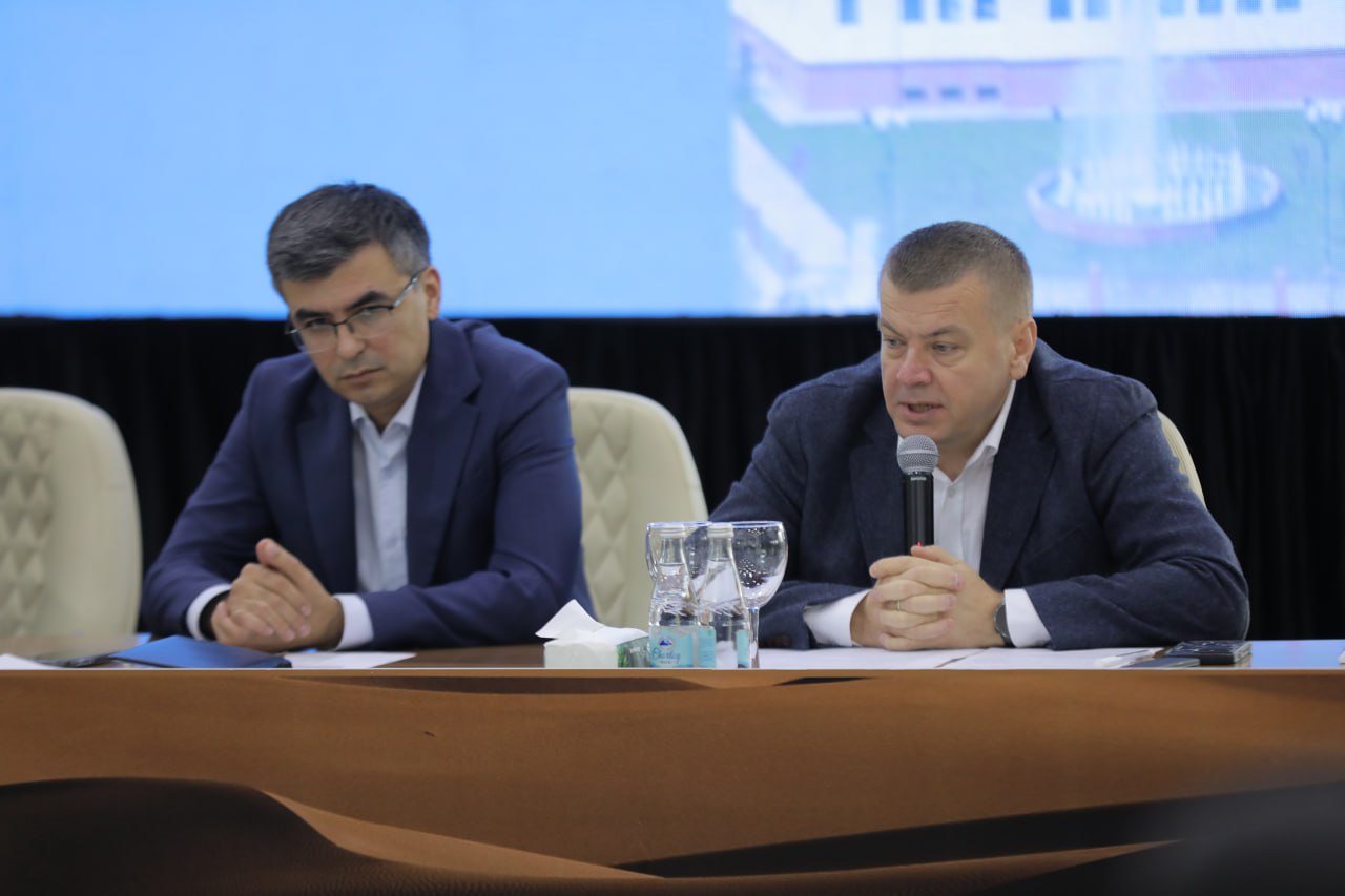 Representatives of UzAuto Motors and the Chevrolet dealer network took part in the Open Day.
